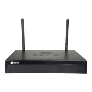 Vista frontal del grabador NVR EZVIZ X5S negro con sus dos antenas WiFi