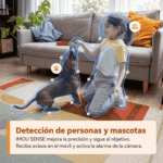 Ilustración de detección de personas y mascotas con una niña y un perro en un salón